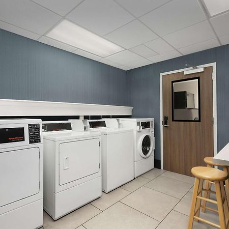 Homewood Suites By Hilton York Εξωτερικό φωτογραφία