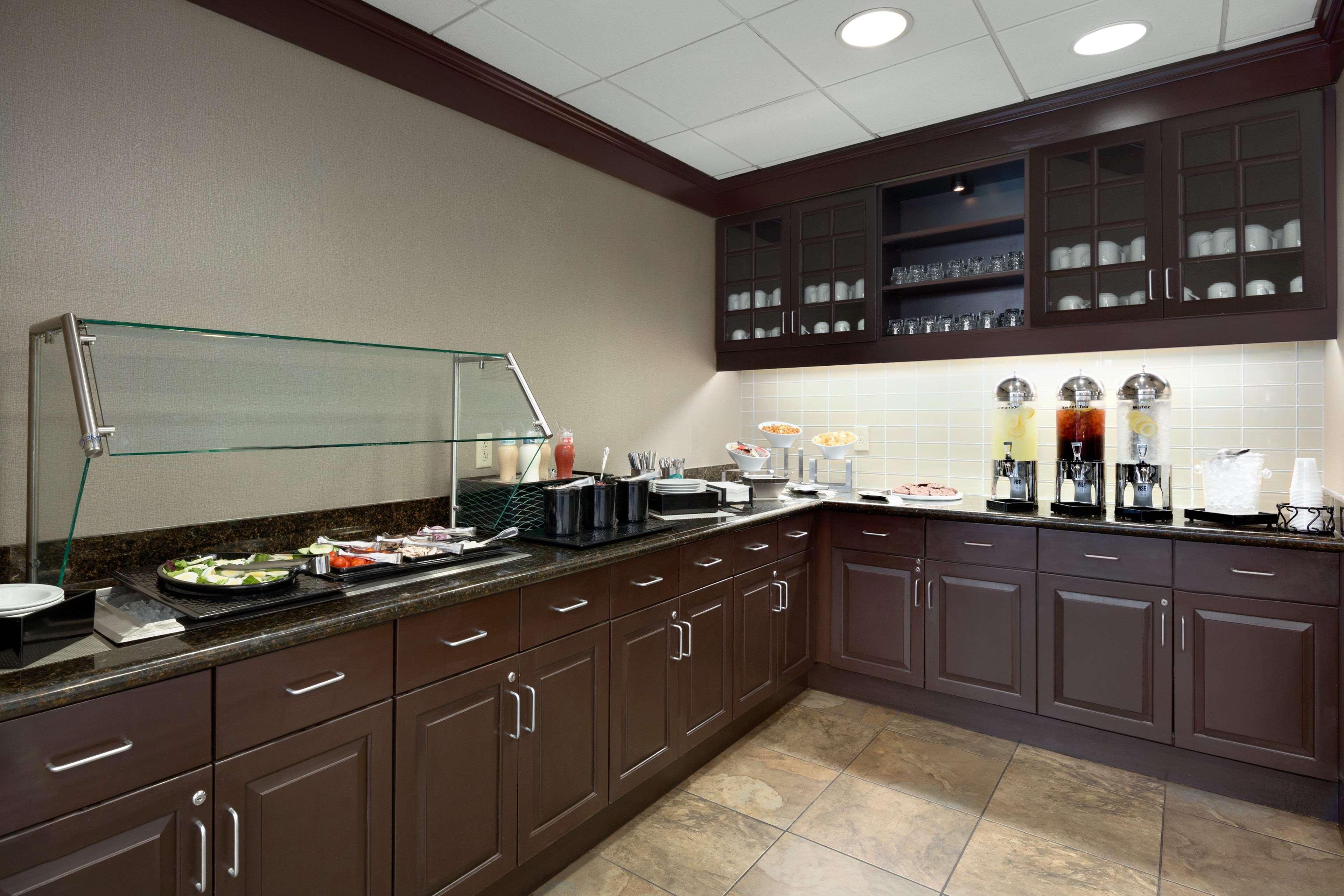 Homewood Suites By Hilton York Εξωτερικό φωτογραφία