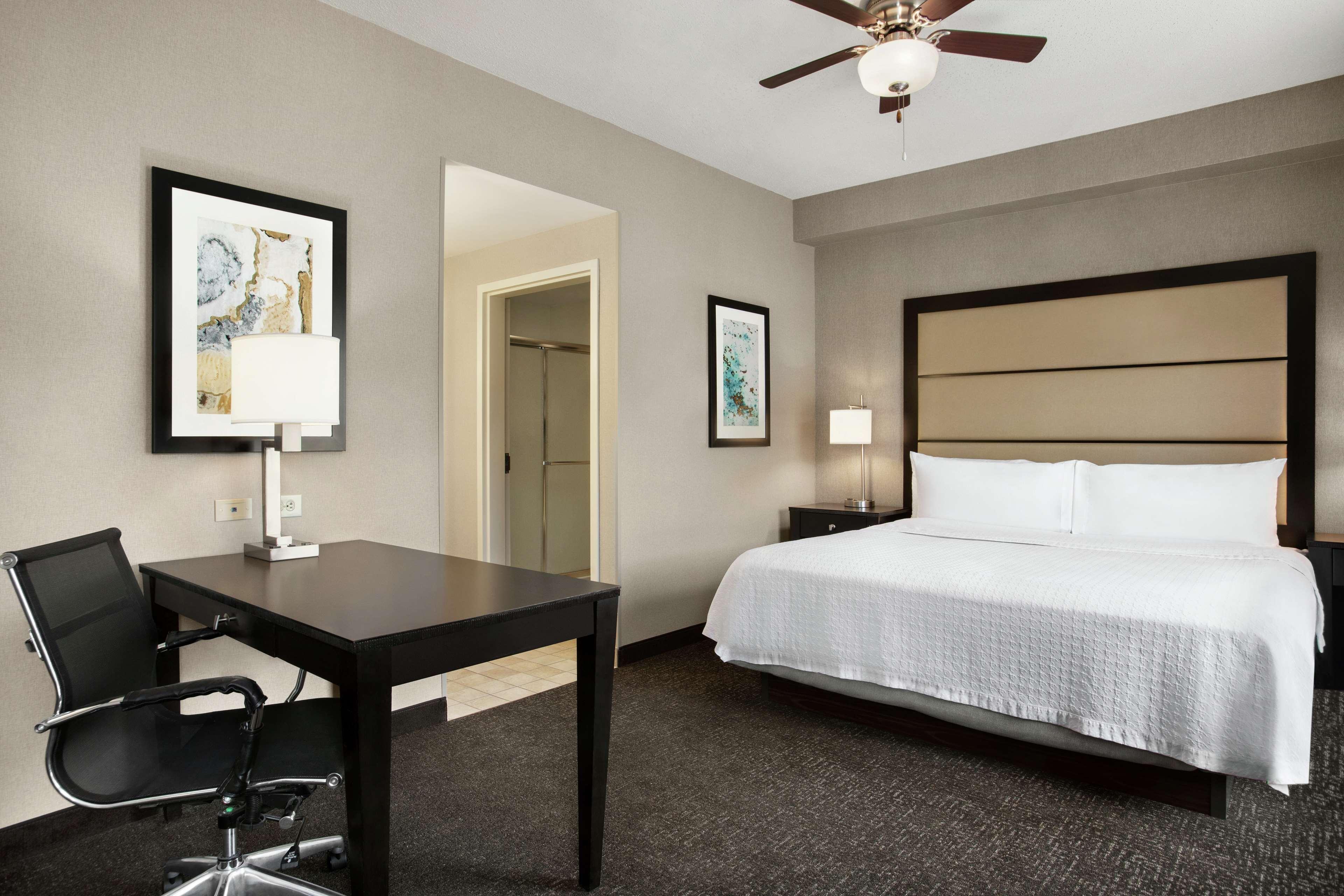 Homewood Suites By Hilton York Εξωτερικό φωτογραφία