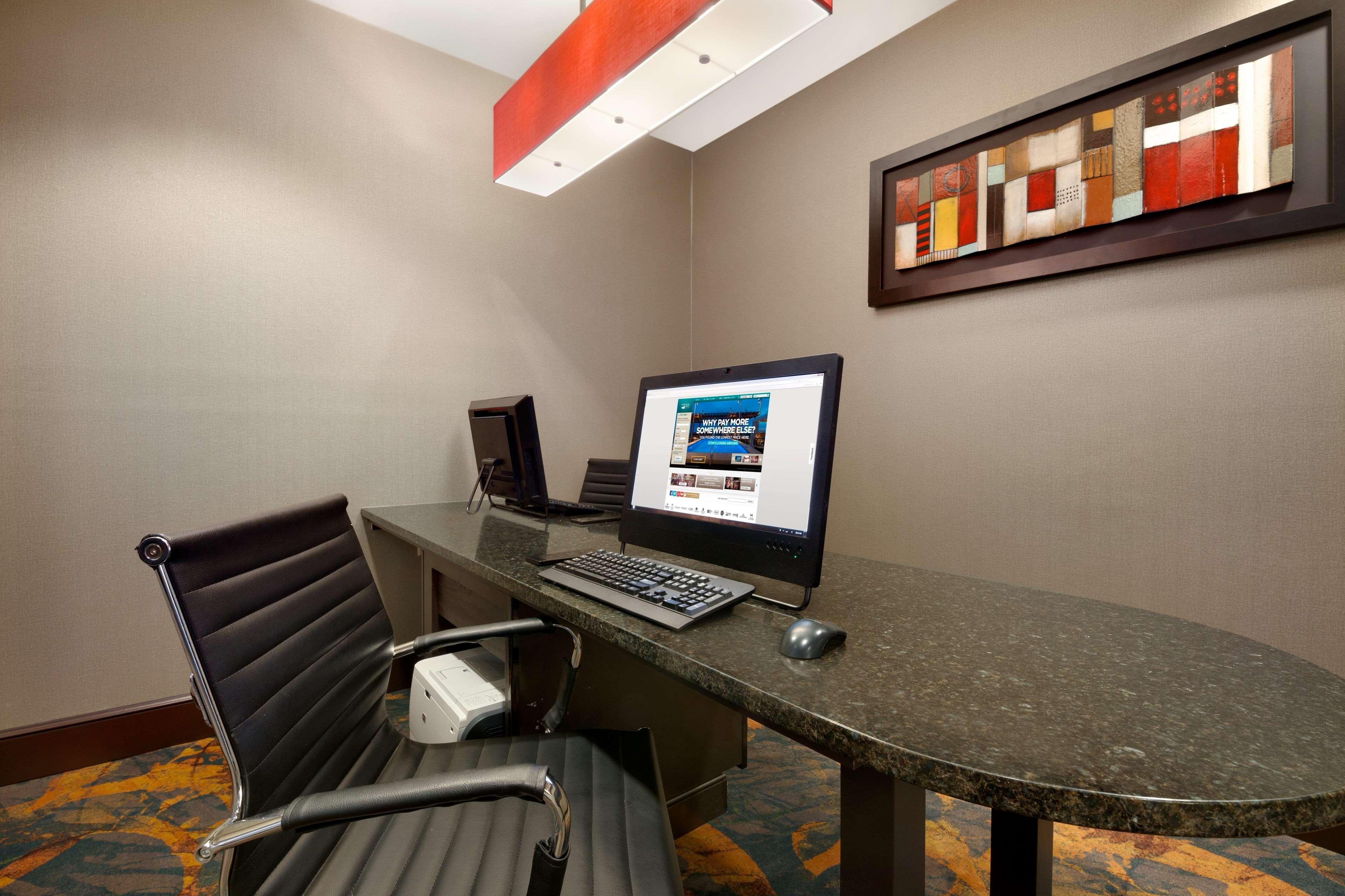 Homewood Suites By Hilton York Εξωτερικό φωτογραφία