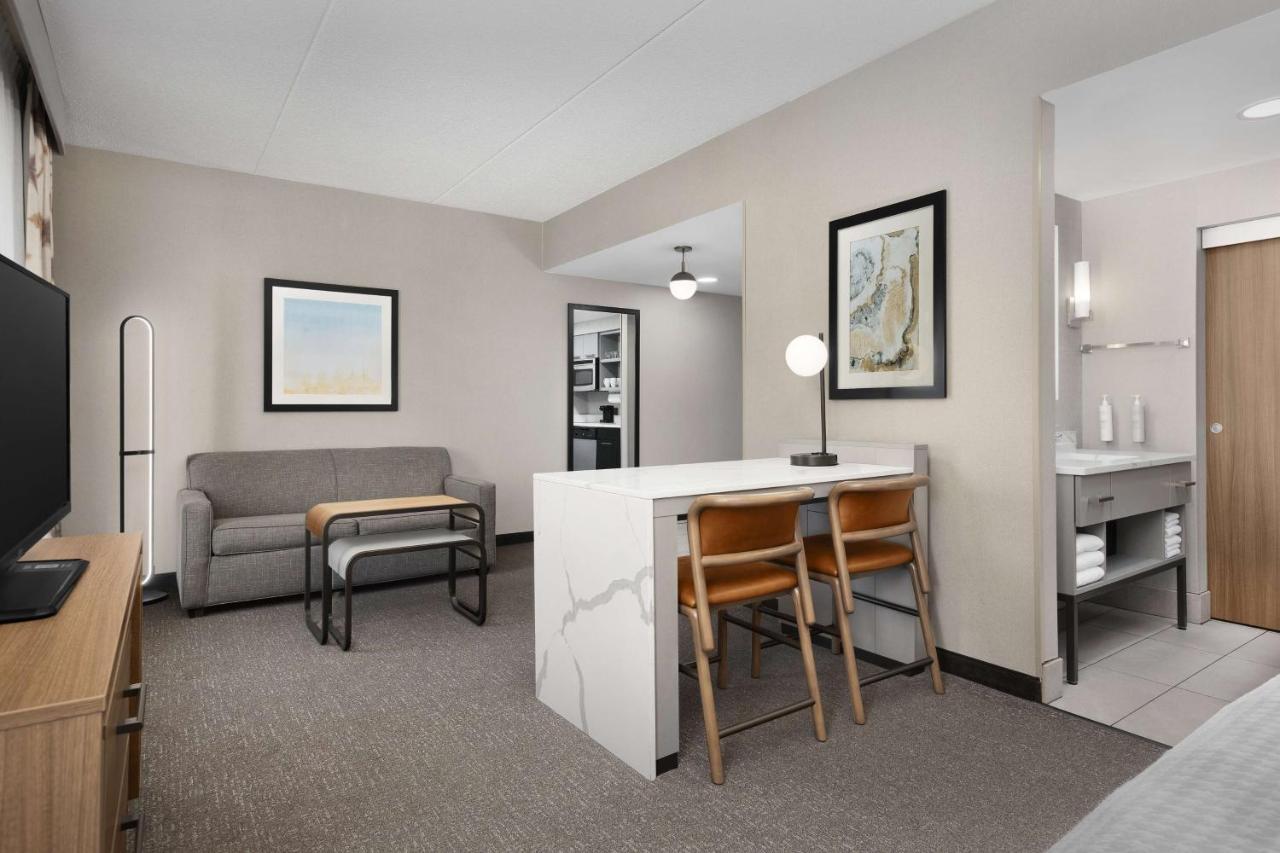 Homewood Suites By Hilton York Εξωτερικό φωτογραφία