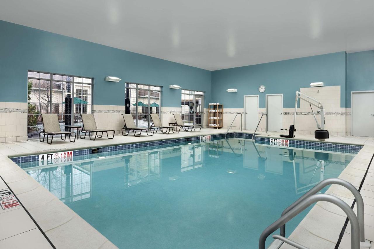 Homewood Suites By Hilton York Εξωτερικό φωτογραφία