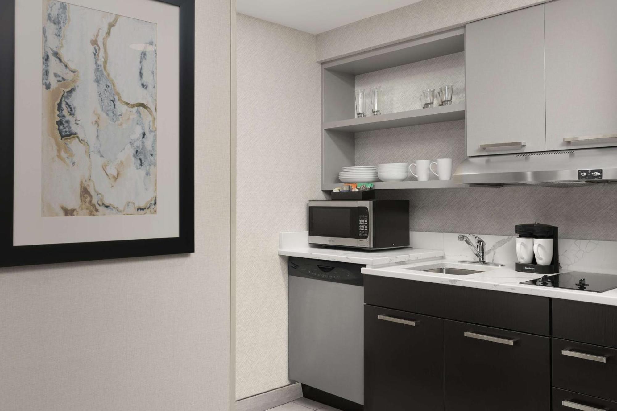 Homewood Suites By Hilton York Εξωτερικό φωτογραφία