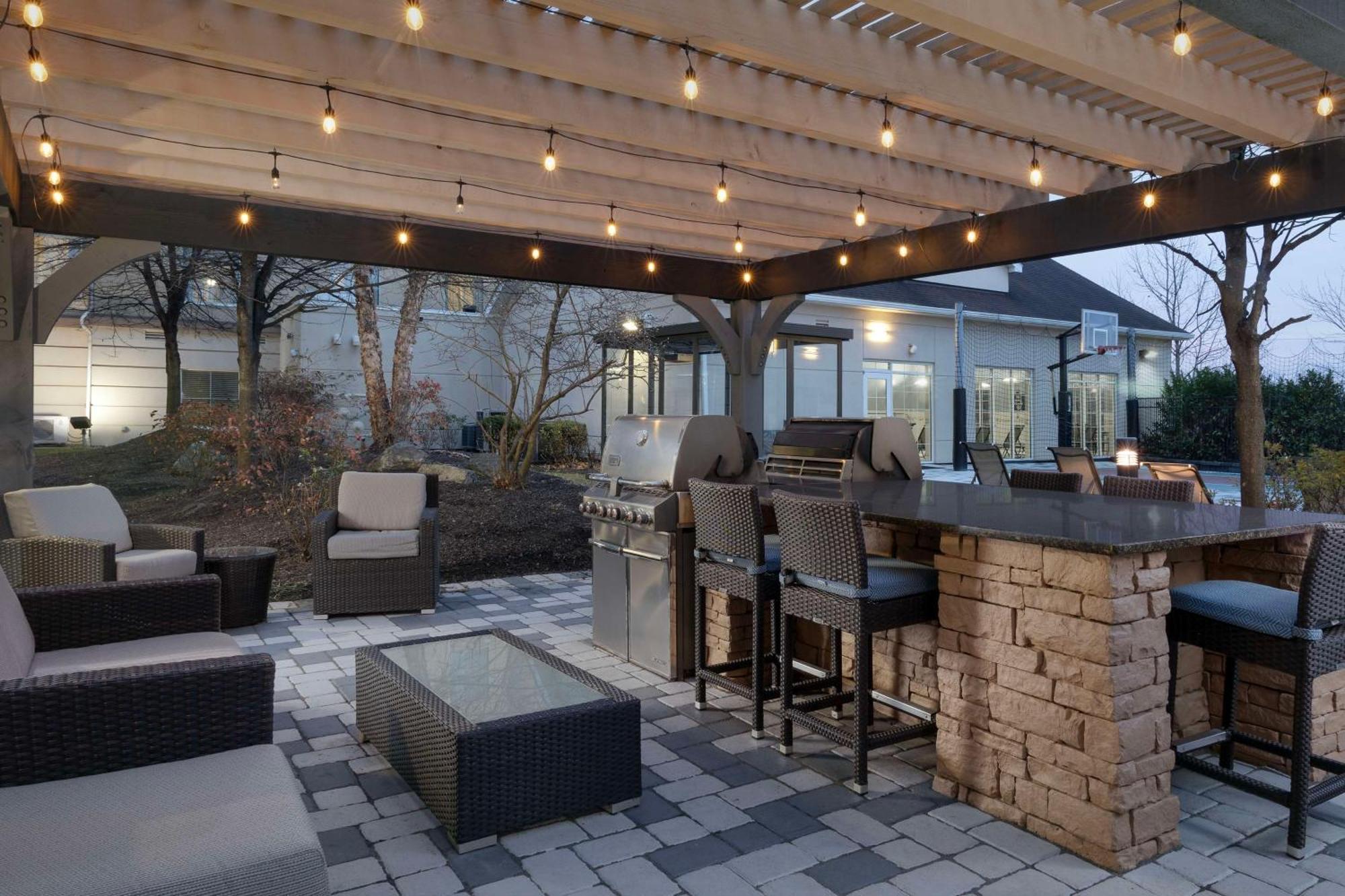 Homewood Suites By Hilton York Εξωτερικό φωτογραφία